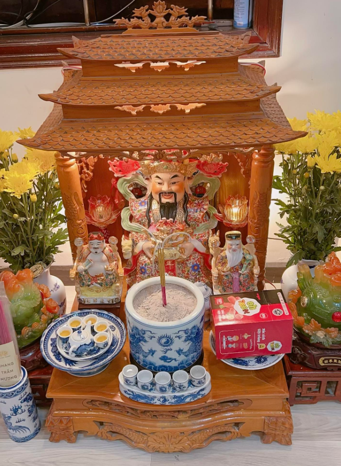 Sai lầm trong việc bài trí đồ đạc trên ban thờ thần tài